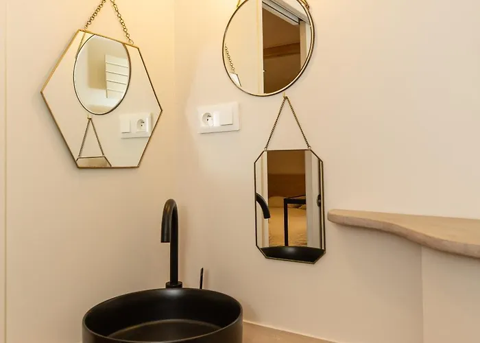 Board 'n Breakfast Hotel *