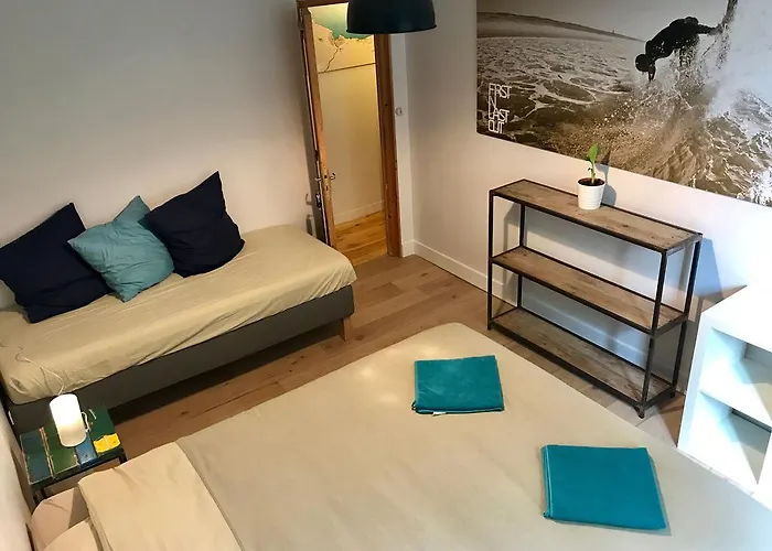 Board 'n Breakfast *