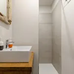 Board 'n Breakfast Hotel