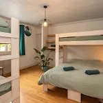 Board 'n Breakfast Hotel