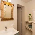 Board 'n Breakfast Hotel