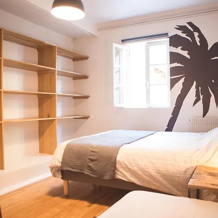 Hotel Board 'n Breakfast *