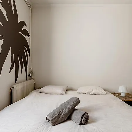 Board 'n Breakfast Hotel