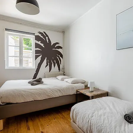 Hotel Board 'n Breakfast *