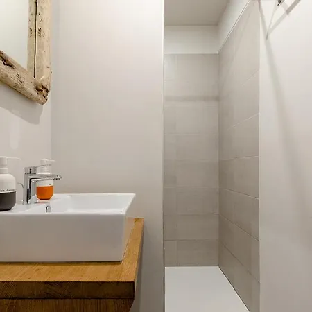 Board 'n Breakfast Hotel