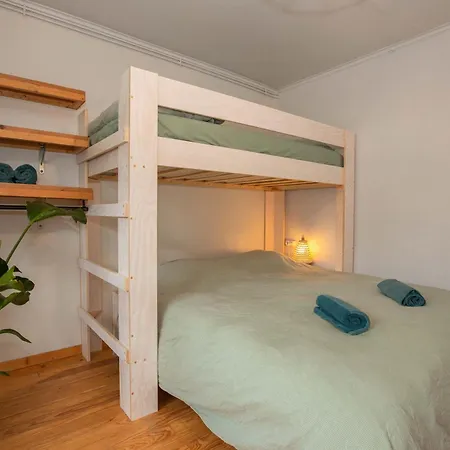 Hotel Board 'n Breakfast