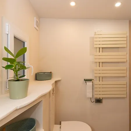 Board 'n Breakfast Hotel *