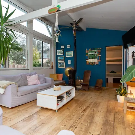 Board 'n Breakfast Hotel *