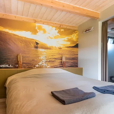 Hotel Board 'n Breakfast *