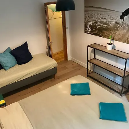 Board 'n Breakfast *